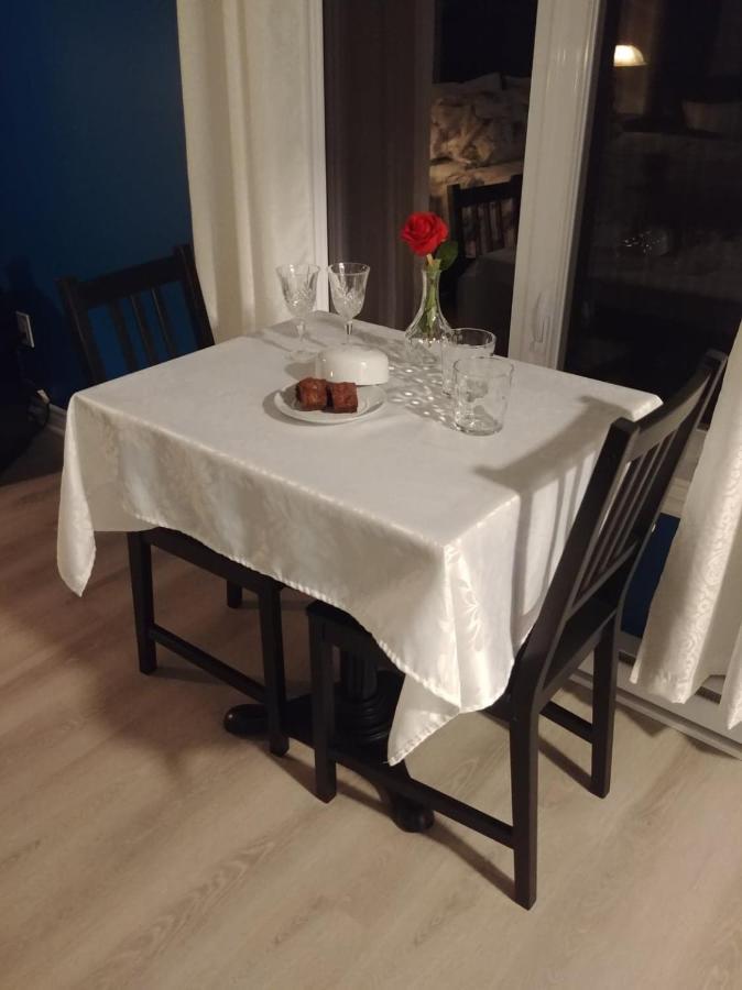 Dans Les Bras De Memphre Bed & Breakfast Magog ภายนอก รูปภาพ