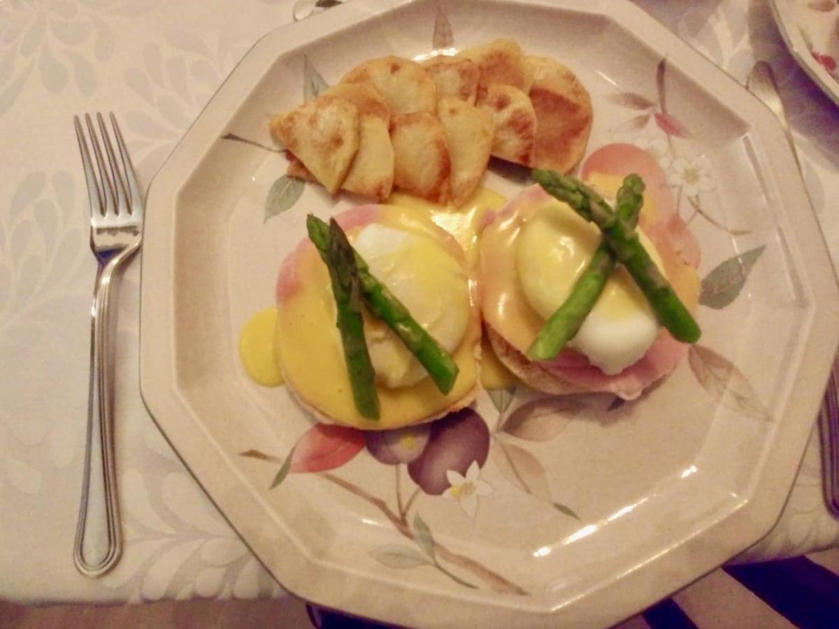 Dans Les Bras De Memphre Bed & Breakfast Magog ภายนอก รูปภาพ