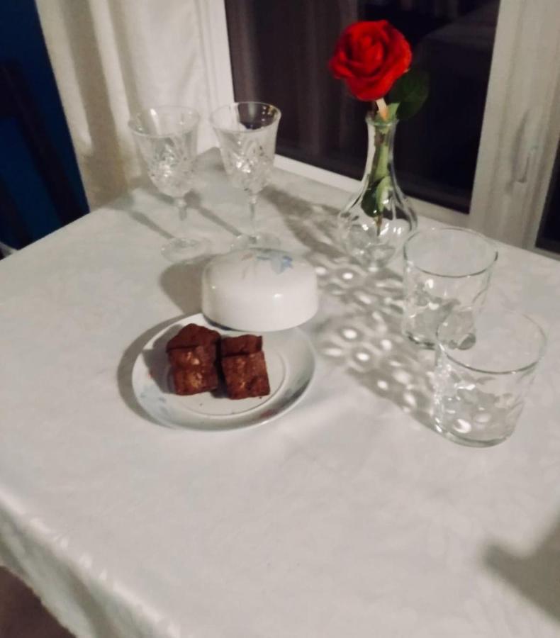 Dans Les Bras De Memphre Bed & Breakfast Magog ภายนอก รูปภาพ